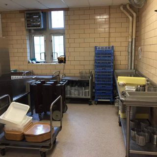 On-Campus Jobs: MAP Dishroom 18379424_1426713064034467_380938353_o