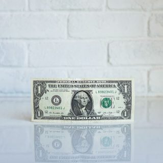 Internship Spotlight – Finance neonbrand-258972-unsplash